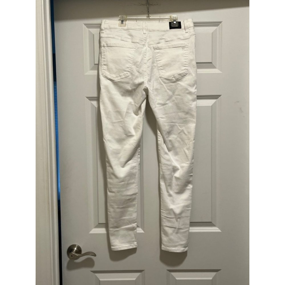 Jeans - Picture 2 of 8